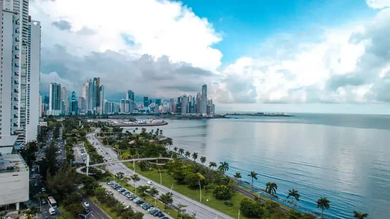 Panama's Quiet Economic Transformation (Image Credits: Unsplash)