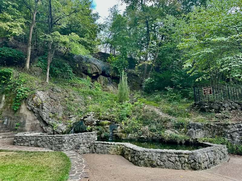 7. Hot Springs, Arkansas (Image Credits: Unsplash)