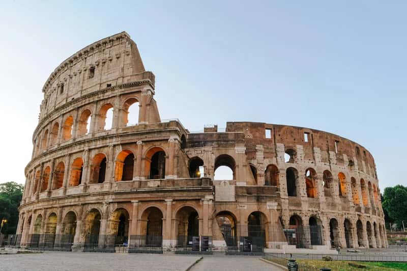 Photos With Costumed Gladiators (Image Credits: Unsplash)