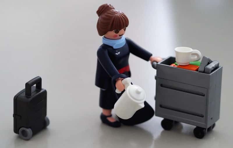 2. Be genuinely kind to gate agents and cabin crew (Image Credits: Pixabay)