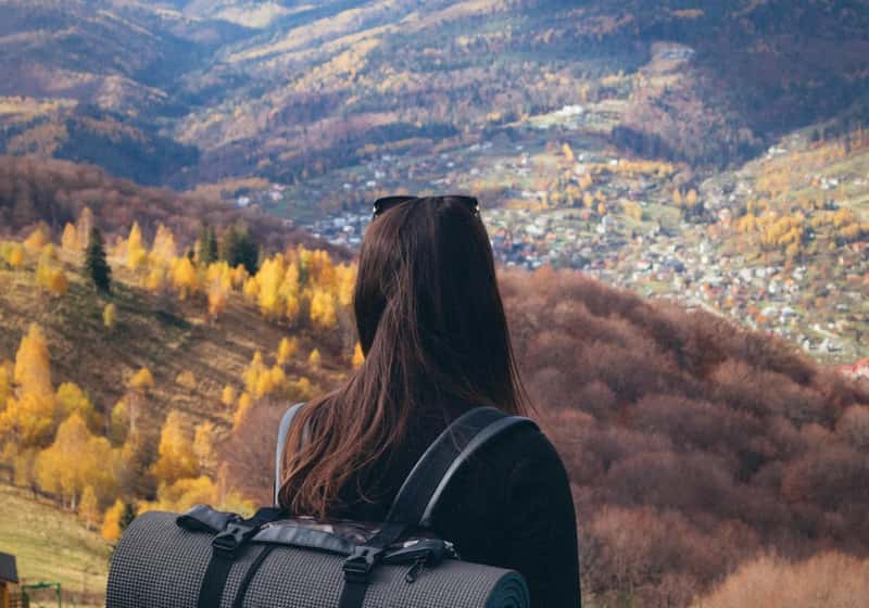 1. The Social Script You Never Agreed To (Image Credits: Pexels)