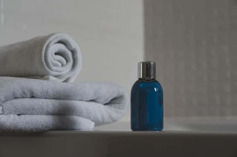 4. Forgetting basic essentials and assuming the hotel can't help (Image Credits: Pexels)