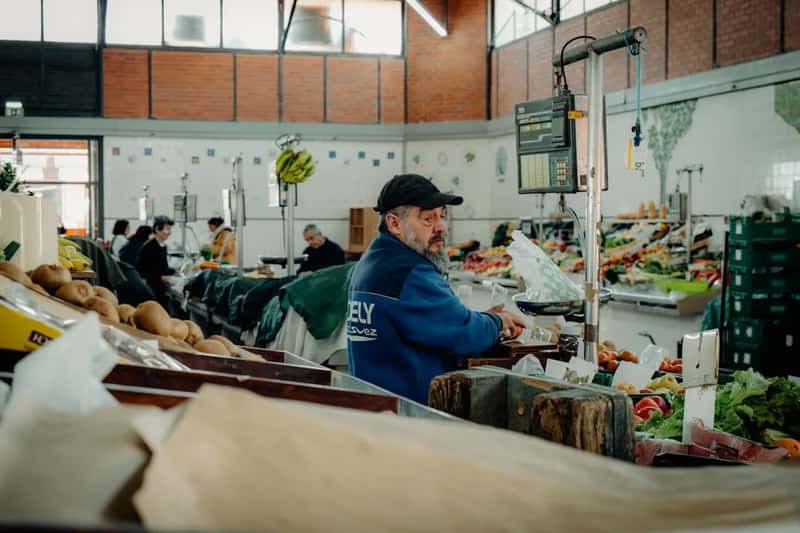 Daily Expenses: Groceries, Dining, and Getting Around (Image Credits: Unsplash)