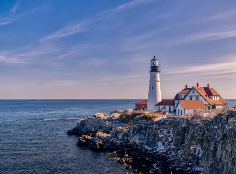 2. Maine – A Coastal Gem With a Fierce Senior Community (Image Credits: Unsplash)
