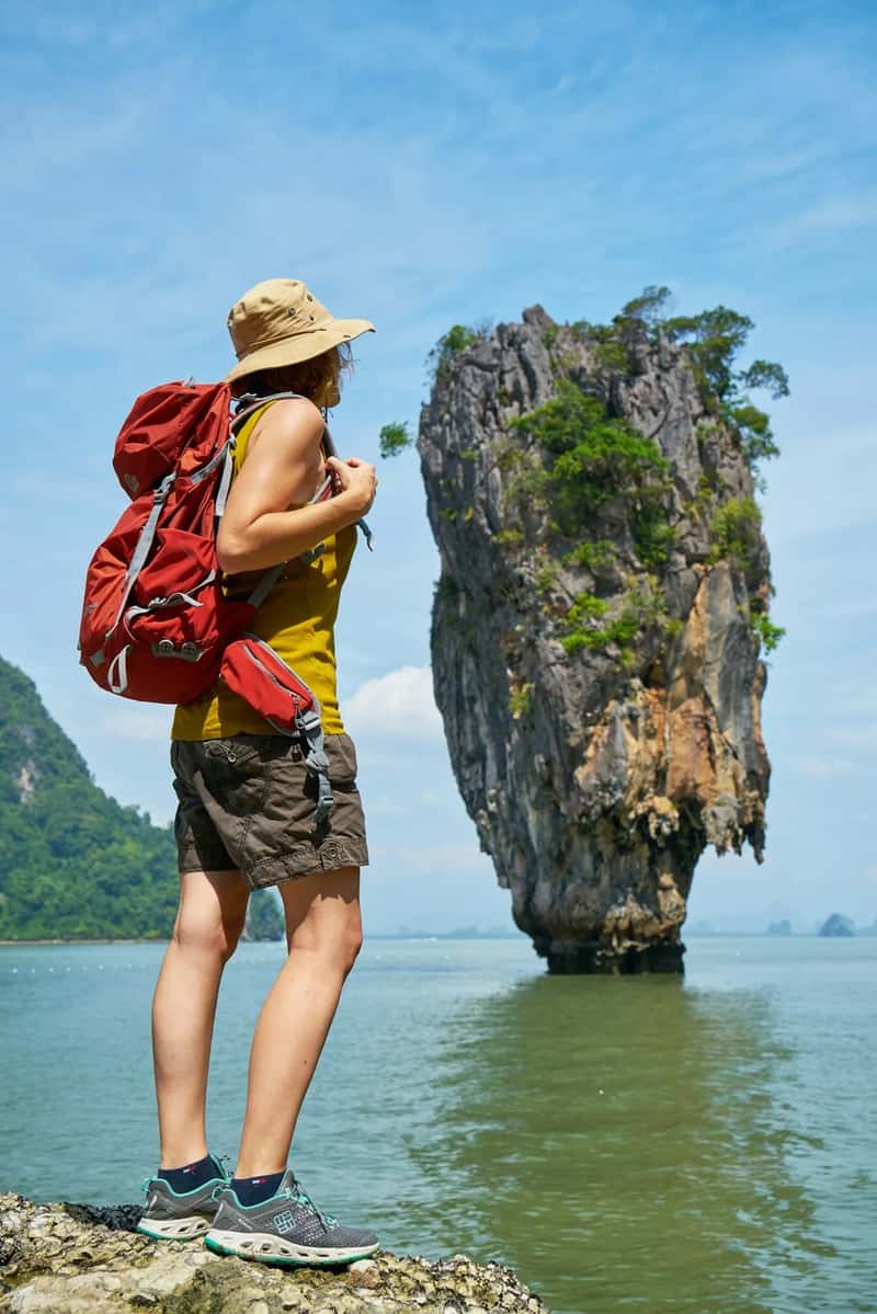 Not researching common scams targeting solo tourists (Image Credits: Unsplash)