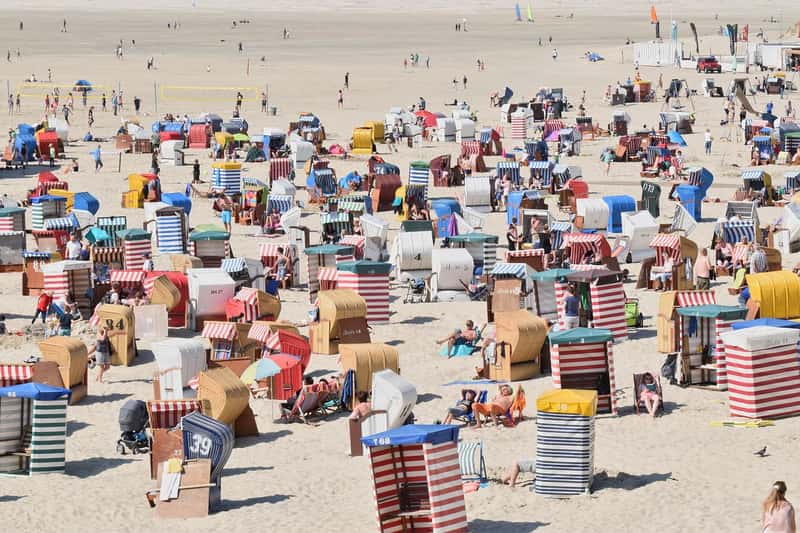 Booking During Peak Times Without Considering Crowds (Image Credits: Pixabay)