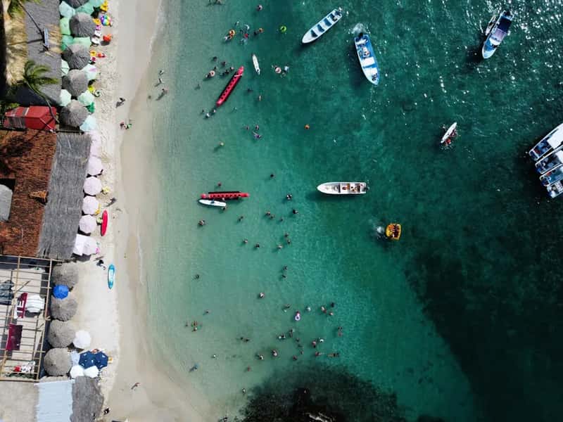 Zihuatanejo and Ixtapa, Guerrero (Image Credits: Unsplash)