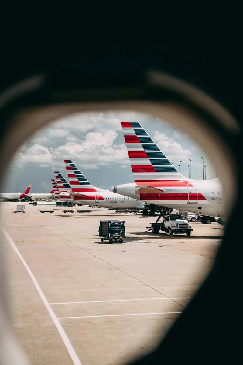 A Second Guidance Cut in Three Months (Image Credits: Unsplash)