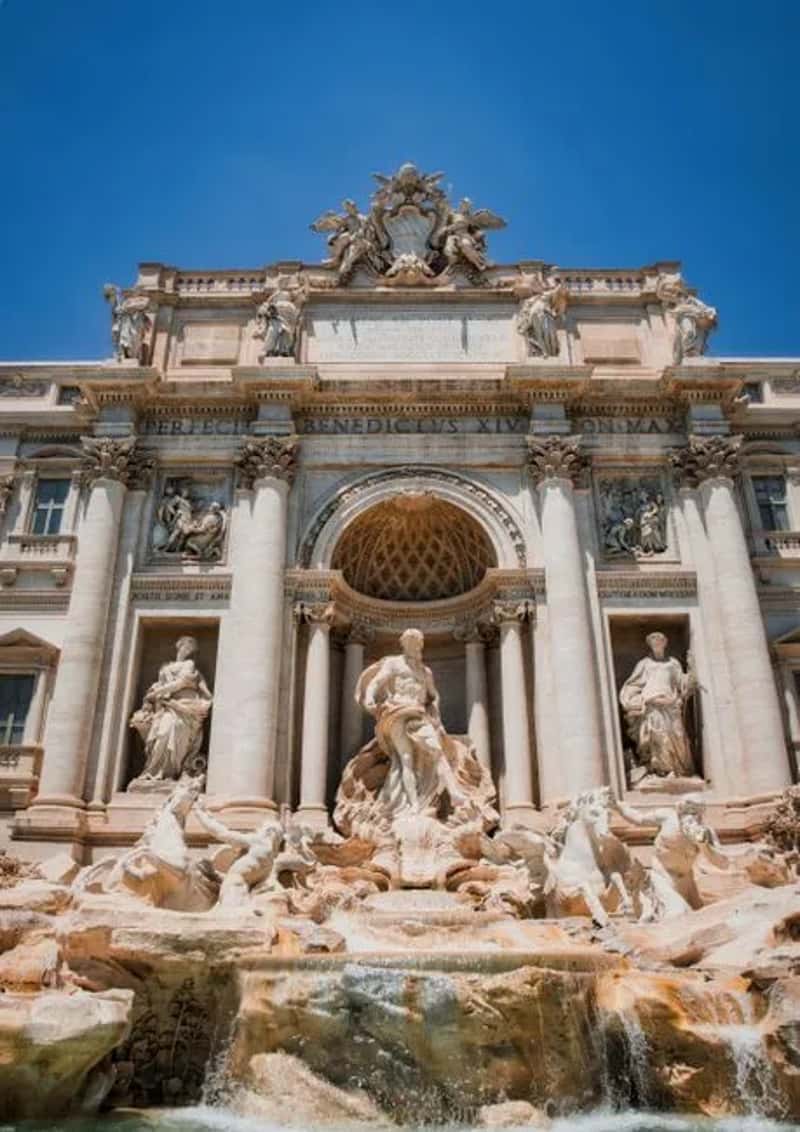 Restaurants With a Trevi Fountain View (Image Credits: Pexels)
