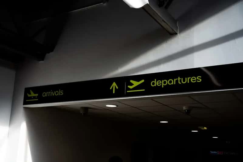 Hunt for Last-Minute Airport Upgrades (Image Credits: Unsplash)