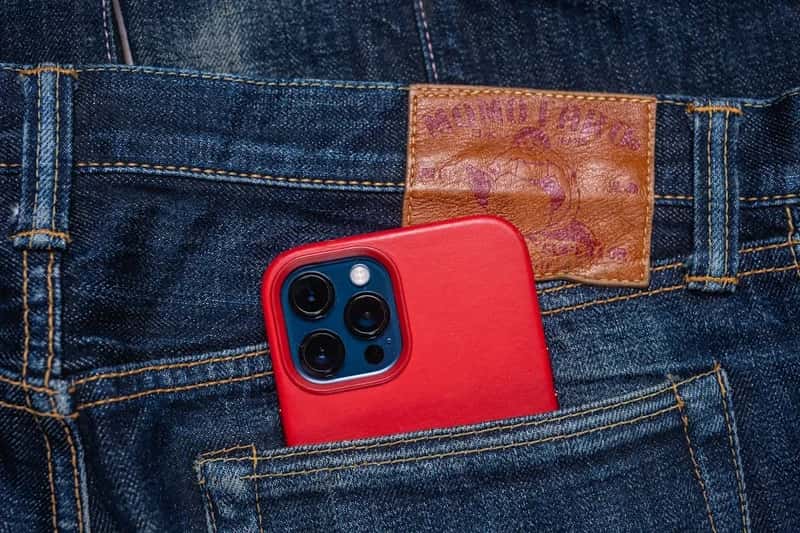 Do Stay Alert for Pickpockets and Scams (Image Credits: Unsplash)