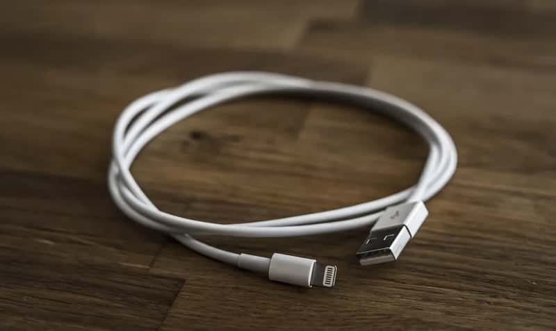 4. Packing too many electronics and chargers (Image Credits: Pixabay)
