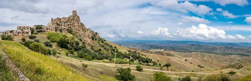 Understanding Why These Villages Emptied Out in the First Place (Giuseppe Milo (www.gmilo.com), Flickr, CC BY 2.0)