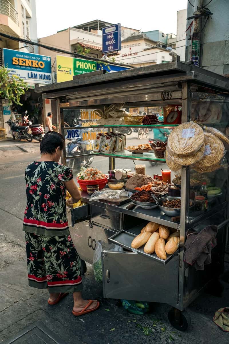 Vietnam: street food, sleeper buses, and a currency that stretches (Image Credits: Unsplash)