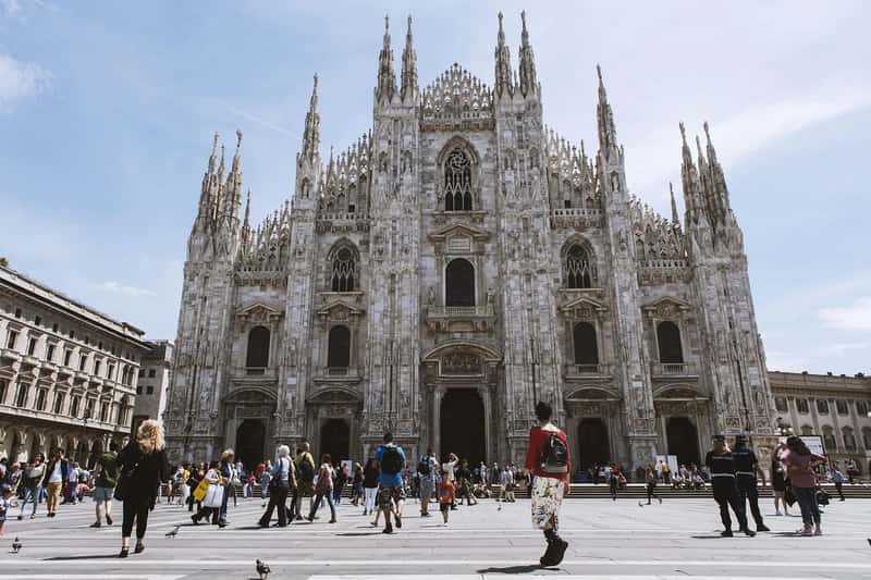 8. Choosing Only Big-Name, Well-Trodden Attractions (Image Credits: Pixabay)