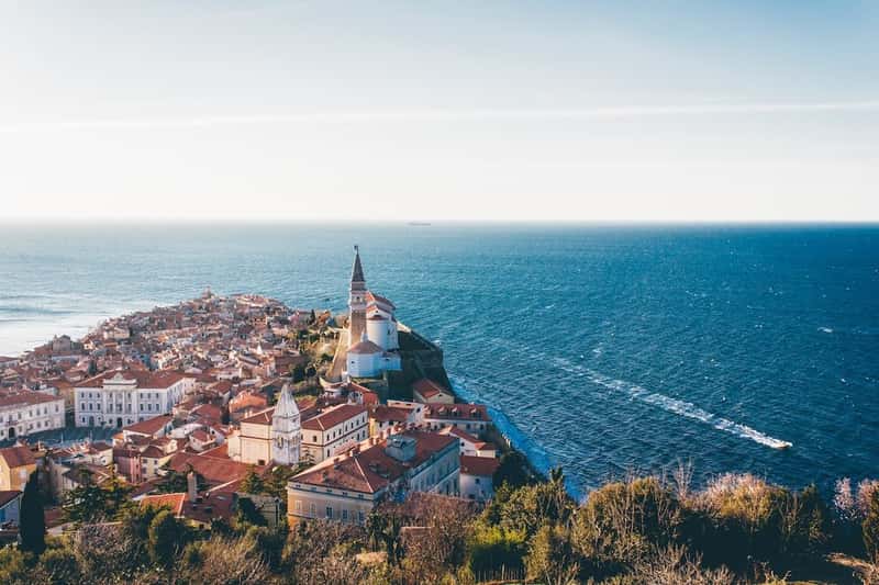 Slovenia: Alpine Perfection Without the Crowds (Image Credits: Unsplash)