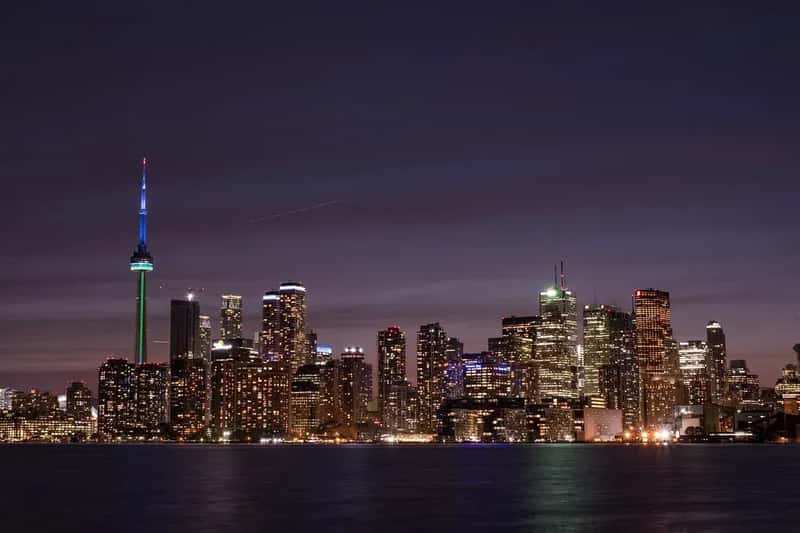 North America's Safety Standout Neighbor (Image Credits: Flickr)