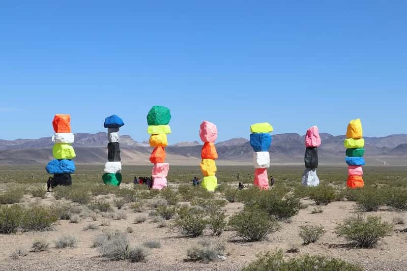 10. Marvel at Seven Magic Mountains in the Open Desert (Image Credits: Pixabay)