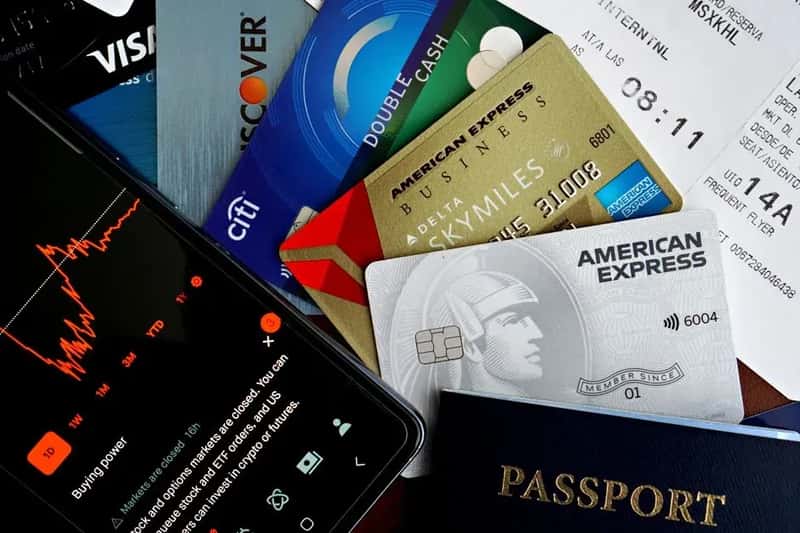 #6 - Airline Credit Cards Carry Hidden Upgrade Perks That Most Cardholders Never Activate (Image Credits: Pexels)