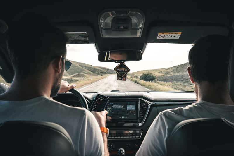 10. Long haul road trips with minimal stops (Image Credits: Pexels)