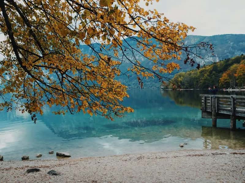 Trails That Start Right at the Water (Image Credits: Pexels)