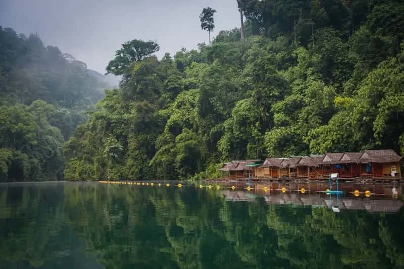 1. Thailand: Tropical Living at a Fraction of Western Costs (Image Credits: Unsplash)