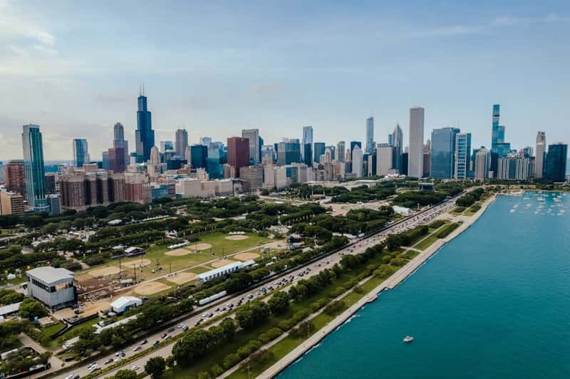 Illinois: The Prairie State's Wealth Drain (Image Credits: Unsplash)