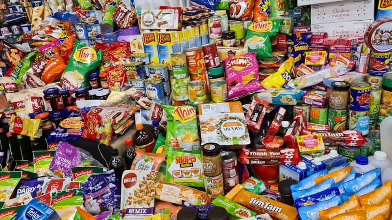Eat like it's an errand, not an event (Image Credits: Unsplash)