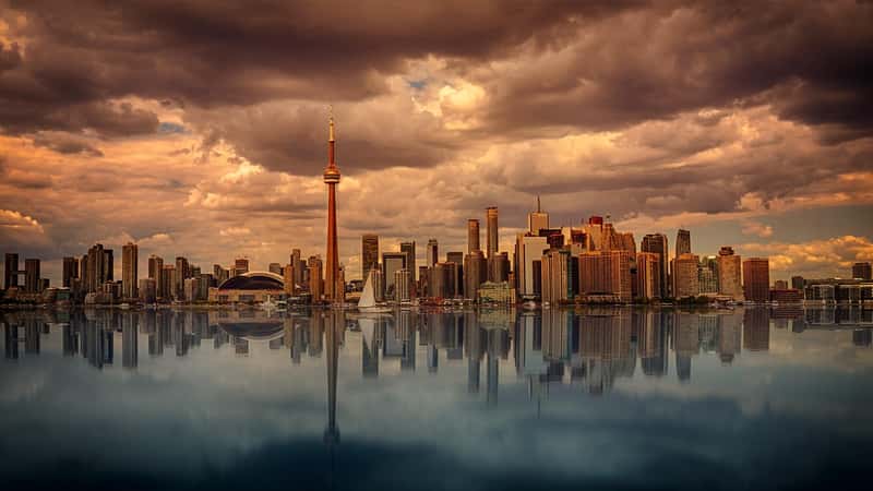 Canada - The Land of Polite Perfection (Image Credits: Pixabay)
