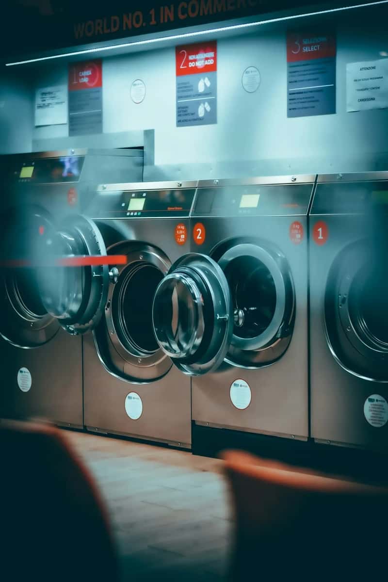 4. Insider Timing on Laundry Discounts (Image Credits: Unsplash)
