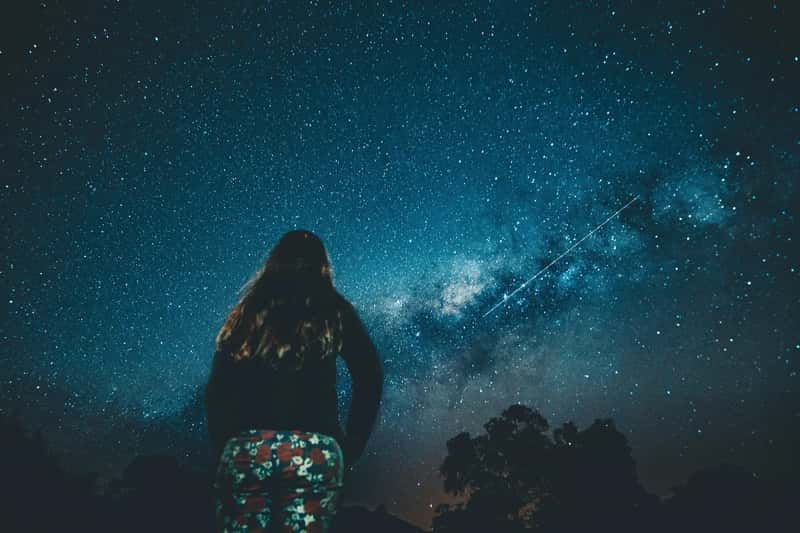 1. The Vanishing Ceiling (Image Credits: Pexels)