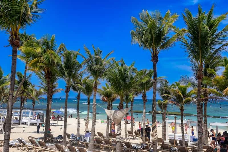 Cancún, Mexico – The All-Inclusive Illusion (Image Credits: Unsplash)