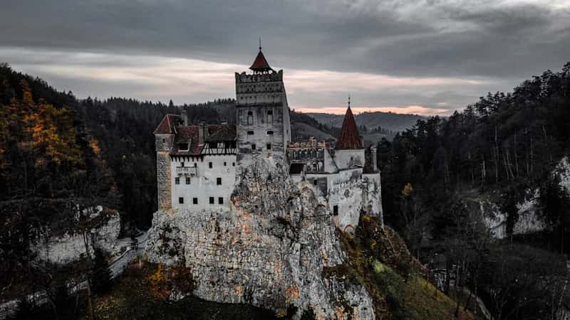Bran Castle, Romania (Image Credits: Unsplash)