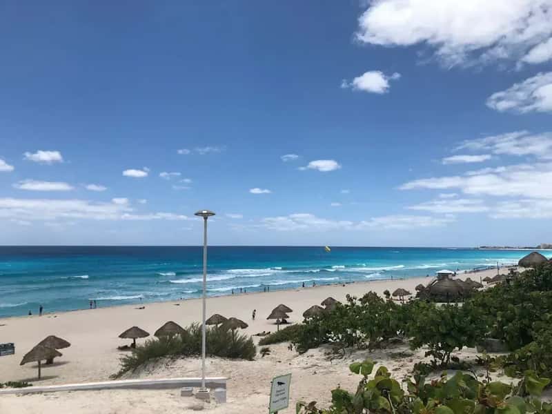 1. Cancún, Mexico: The World's Most Disappointing City, Official (Image Credits: Unsplash)
