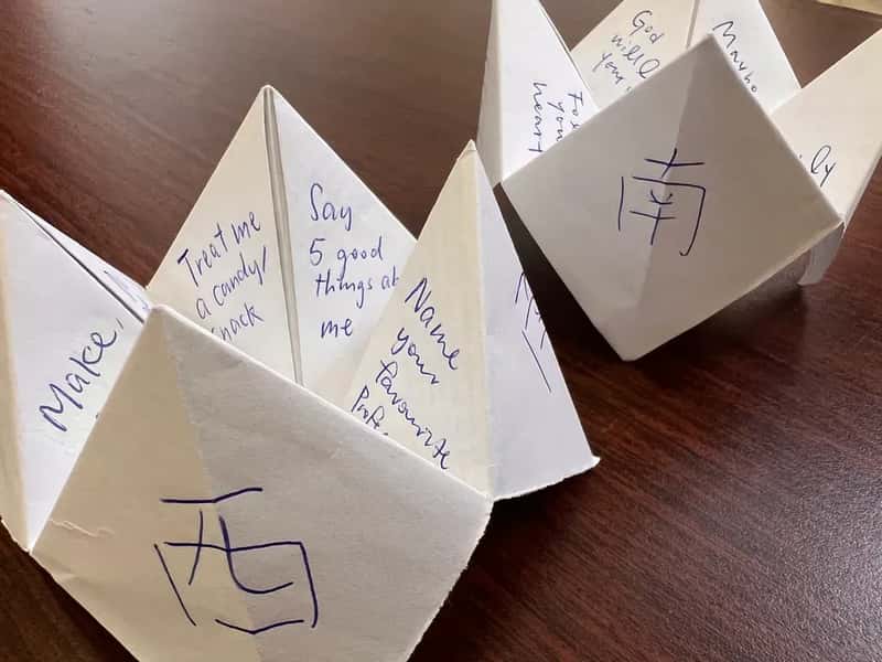 #6 - Paper Fortune Tellers Decided Your Entire Social Fate (trsliu, Flickr, CC BY 2.0)