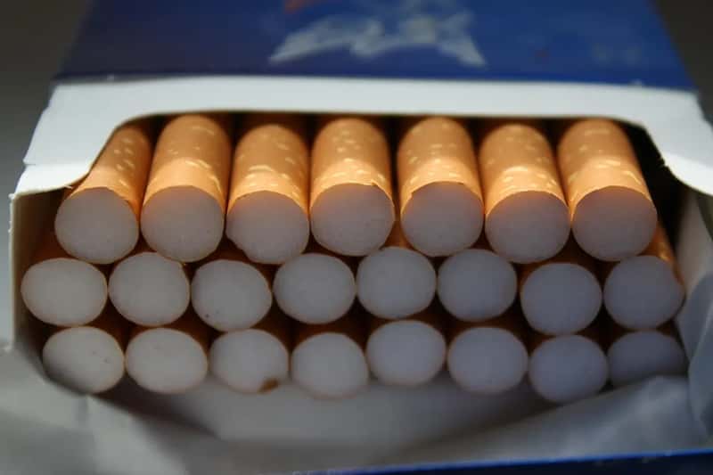 #2 - Airlines Actually Handed Out Free Branded Cigarettes as a Welcome Gift (Image Credits: Pixabay)