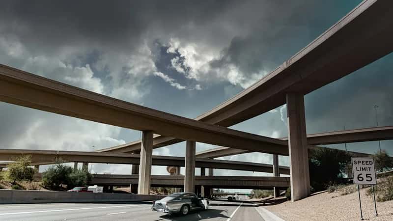 5. Traffic that keeps getting heavier (Image Credits: Unsplash)