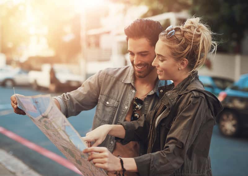 Government Travel Warnings vs. Tourist Reality (Image Credits: Shutterstock)