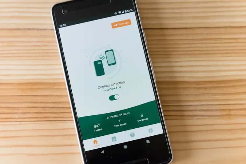 #5 - Not Having a Working Phone Within Reach at All Times (Image Credits: Pexels)