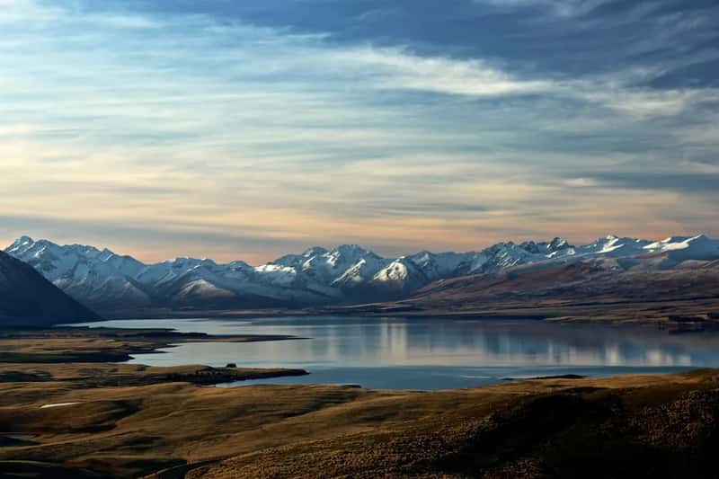 2. New Zealand: distance, discipline, and a shrinking defense footprint (Image Credits: Unsplash)