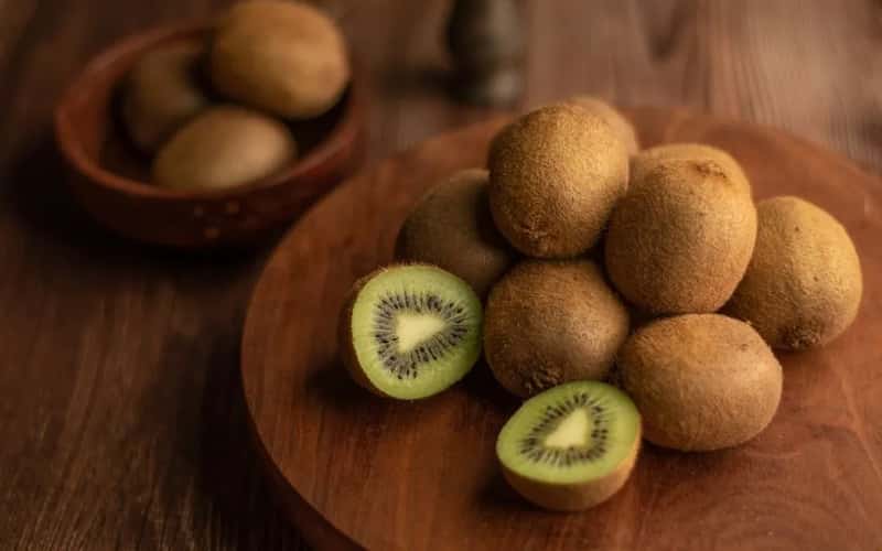 4. Kiwi (Image Credits: Pexels)