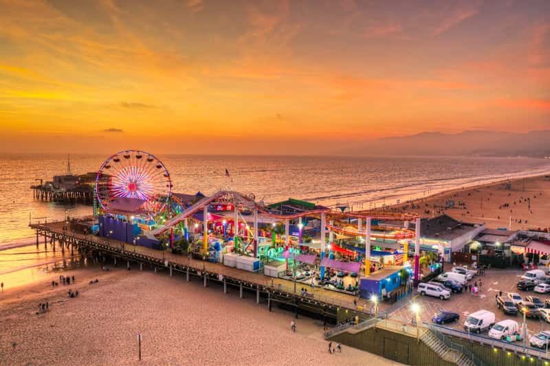 Santa Monica Pier, California - Bird Droppings Galore (Image Credits: Unsplash)