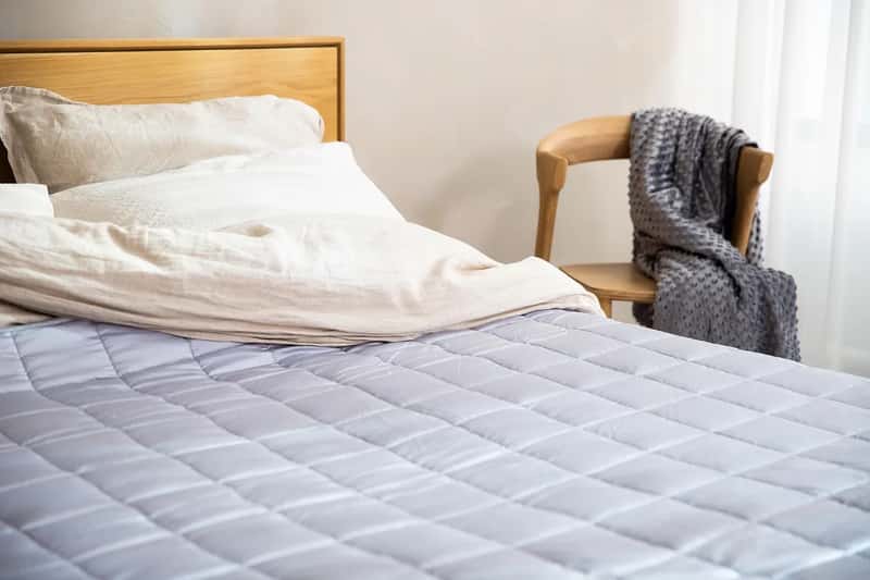 3. What might be hiding in the mattress or bathroom (Image Credits: Pixabay)