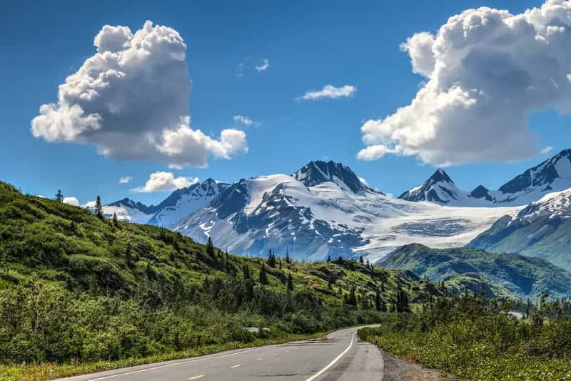 #15. Richardson Highway - Alaska (Image Credits: Shutterstock)