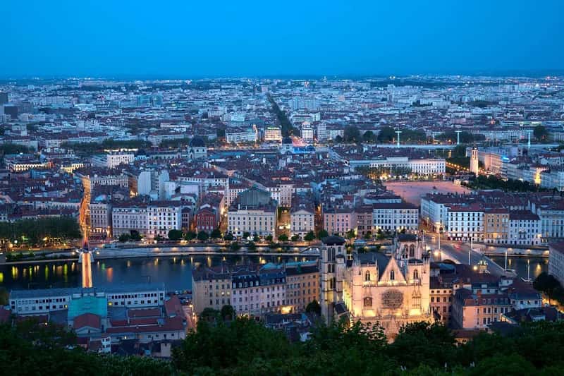 6. France: Universal Access, Lower Bills (Image Credits: Flickr)