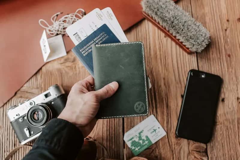 4. They keep boarding documents in one dedicated folder (Image Credits: Pexels)