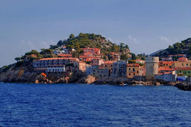 Sierra Leone's Tiwai Island (Image Credits: Pixabay)