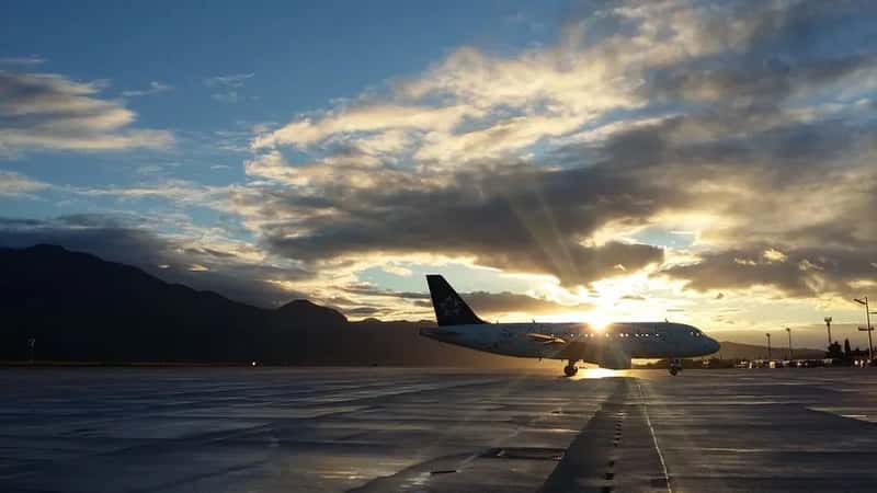 Getting There Without a Riviera Airport (Image Credits: Pexels)