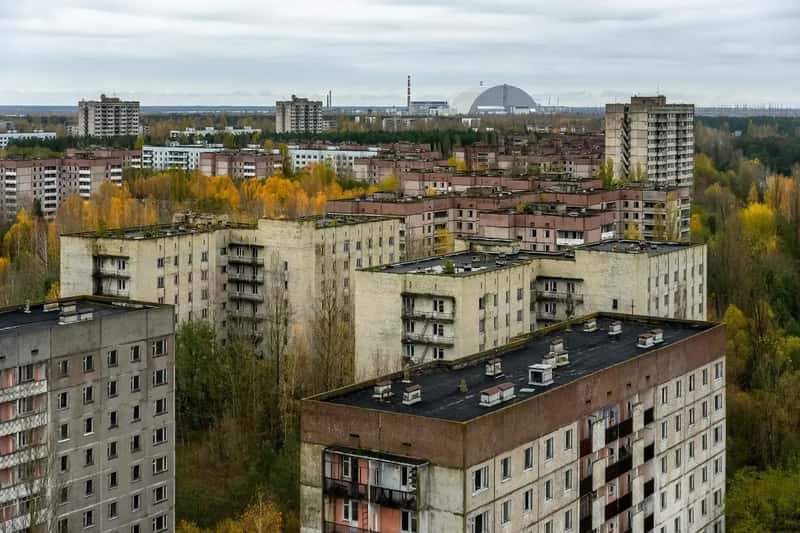 1. Pripyat, Ukraine – The Chernobyl Time Capsule (Image Credits: Wikimedia)
