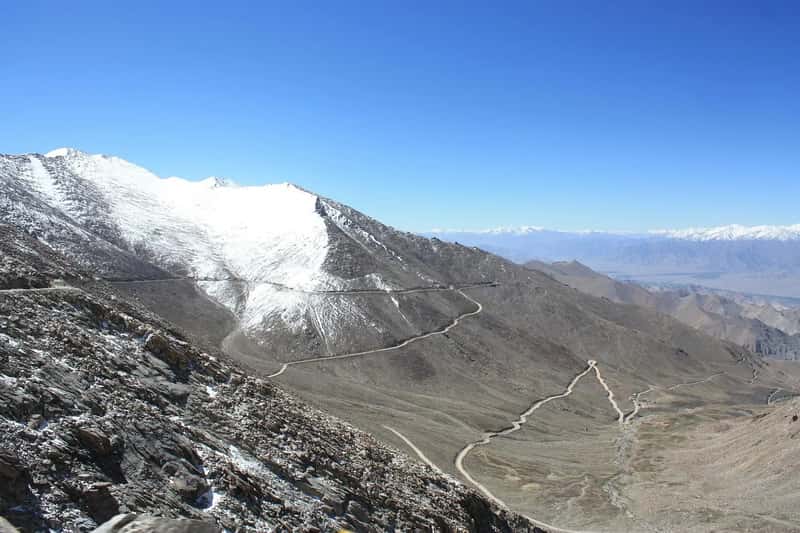 Zoji La Pass, India (Image Credits: Pixabay)